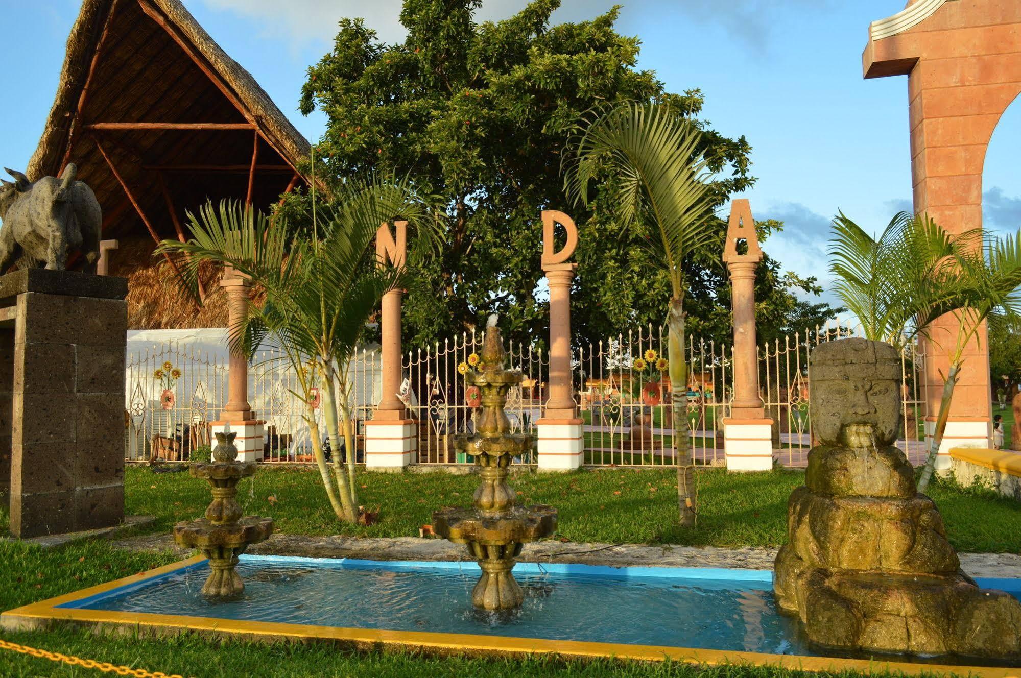 קוזומל Hotel Hacienda Ixtlan מראה חיצוני תמונה