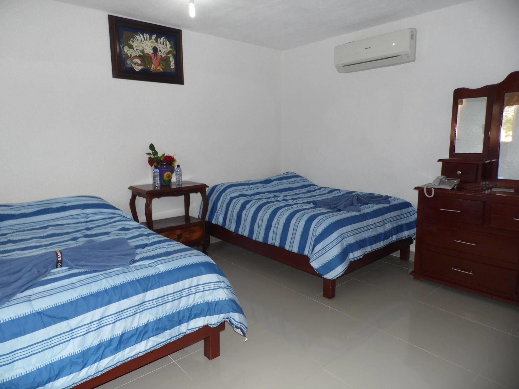 קוזומל Hotel Hacienda Ixtlan מראה חיצוני תמונה