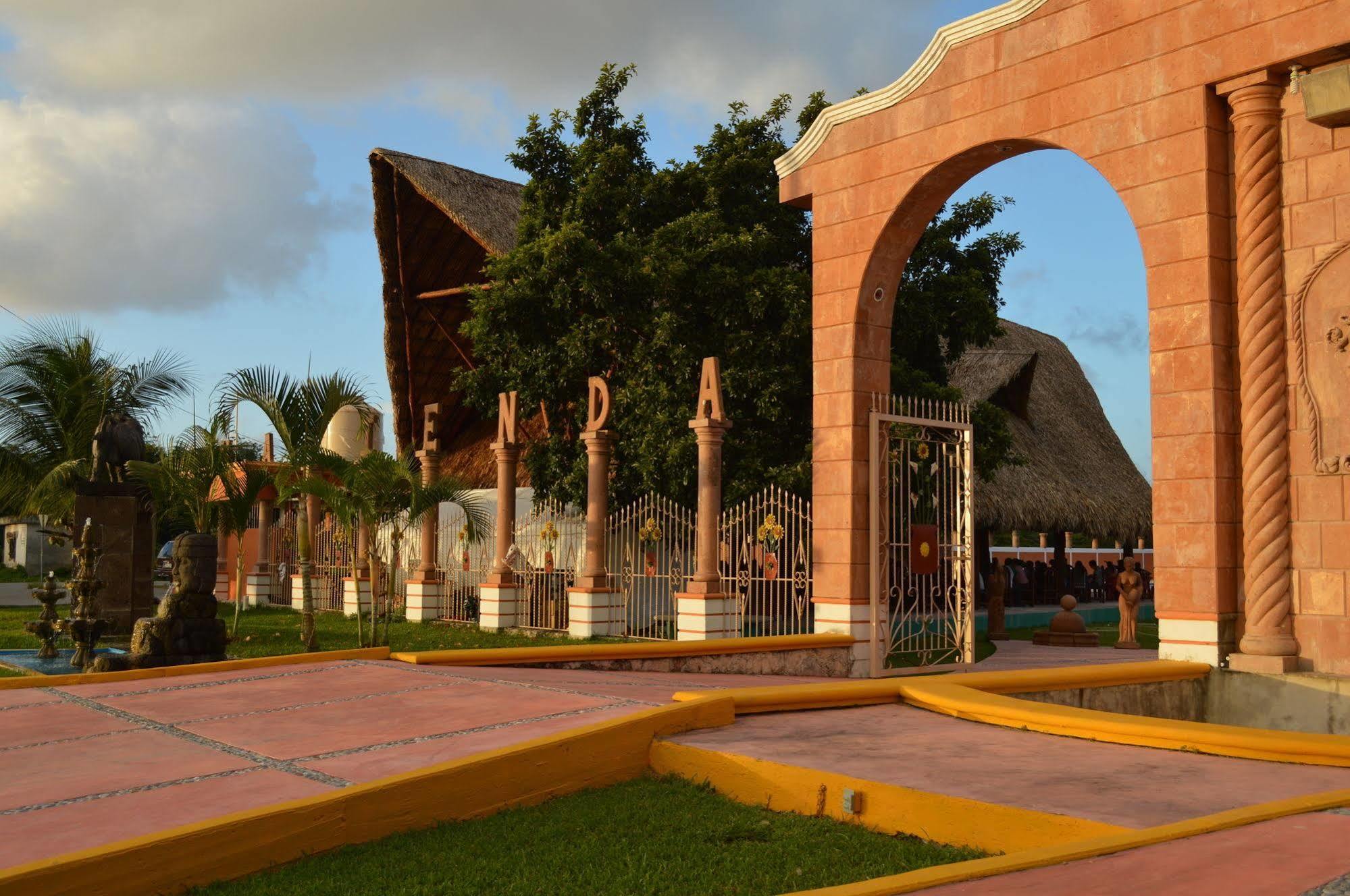 קוזומל Hotel Hacienda Ixtlan מראה חיצוני תמונה